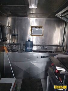 1996 Kitchen Food Truck All-purpose Food Truck Deep Freezer Texas Diesel Engine for Sale