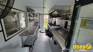 1996 P 30 All-purpose Food Truck Diamond Plated Aluminum Flooring Kentucky Gas Engine for Sale
