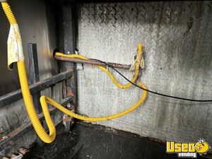 1996 P30 All-purpose Food Truck 35 Tennessee Diesel Engine for Sale