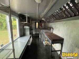 1996 P30 All-purpose Food Truck Diamond Plated Aluminum Flooring Tennessee Diesel Engine for Sale