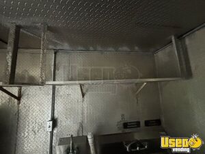 1996 P30 All-purpose Food Truck Fresh Water Tank Tennessee Diesel Engine for Sale