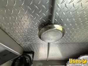 1996 P30 All-purpose Food Truck Hand-washing Sink Tennessee Diesel Engine for Sale