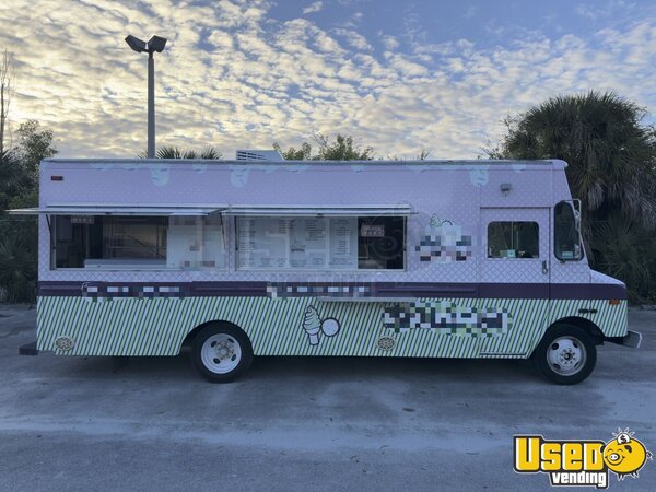 1996 P30 Step Van Ice Cream Truck Florida Diesel Engine for Sale