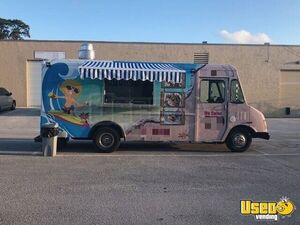 1996 P30 Step Van Kitchen Food Truck All-purpose Food Truck Concession Window Florida Gas Engine for Sale