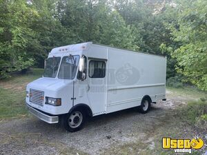 1996 P30 Step Van Stepvan 3 North Carolina Diesel Engine for Sale