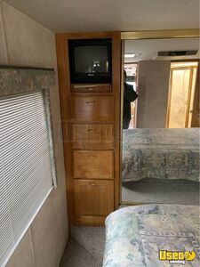 1996 Serengeti Motorhome Motorhome Additional 2 Montana Diesel Engine for Sale