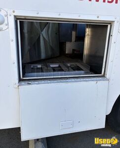 1996 Step Van All-purpose Food Truck 30 California Gas Engine for Sale