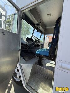 1996 Step Van All-purpose Food Truck Diamond Plated Aluminum Flooring California Gas Engine for Sale