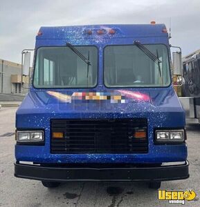 1996 Step Van Kitchen Food Truck All-purpose Food Truck Concession Window Florida Gas Engine for Sale