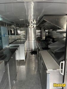 1996 Step Van Kitchen Food Truck All-purpose Food Truck Diamond Plated Aluminum Flooring Florida Gas Engine for Sale