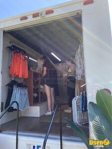 1996 Step Van Mobile Boutique Truck Mobile Boutique Truck 4 Michigan Diesel Engine for Sale