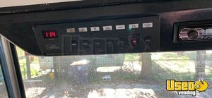 1996 Step Van Mobile Boutique Truck Mobile Boutique Truck 8 Georgia Diesel Engine for Sale