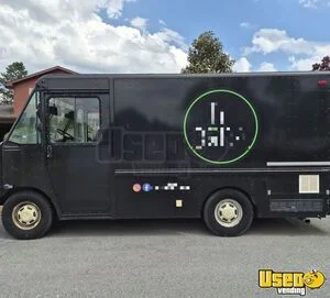 1996 Stepvan Coffee & Beverage Truck Exterior Customer Counter Pennsylvania Gas Engine for Sale