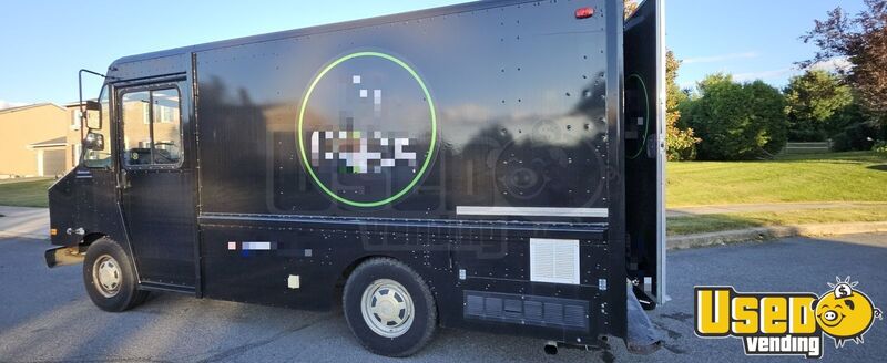 1996 Stepvan Coffee & Beverage Truck Pennsylvania Gas Engine for Sale