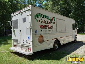 1997 1652 Kitchen Food Truck All-purpose Food Truck Backup Camera Ohio Diesel Engine for Sale