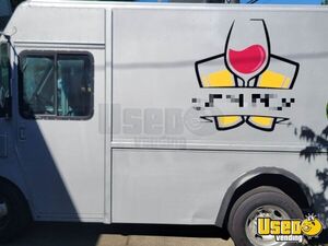 1997 Beverage Truck Coffee & Beverage Truck Concession Window Oregon Gas Engine for Sale