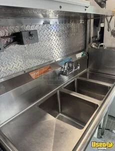 1997 Box Truck Taco Food Truck Exterior Customer Counter Pennsylvania Diesel Engine for Sale