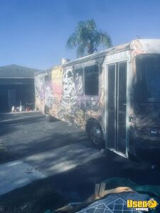 1997 Coach Bus All-purpose Food Truck Concession Window Florida for Sale