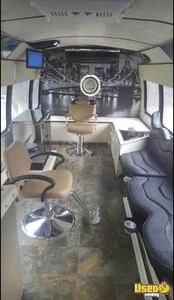 1997 E-450 Mobile Hair Salon Truck Mobile Hair Salon Truck Cabinets Texas Diesel Engine for Sale