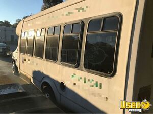 1997 Econoline Shuttle Bus Shuttle Bus Transmission - Automatic Georgia Gas Engine for Sale