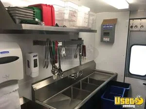 1997 Freightliner All-purpose Food Truck Vertical Broiler North Carolina Diesel Engine for Sale