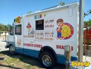 GMC Grumman Olson Soft Serve Ice Cream Concession Truck for Sale in Florida!