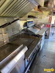 1997 Grumman Olson Step Van Kitchen Food Truck All-purpose Food Truck Stovetop California Diesel Engine for Sale