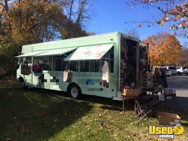 1997 Grunman Stepvan Mobile Boutique Truck Mobile Boutique Delaware Gas Engine for Sale