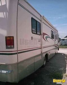 1997 Holiday Rambler Mobile Hair Salon Truck Mobile Hair & Nail Salon Truck New Jersey for Sale