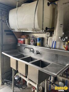 1997 Kitchen Food Truck All-purpose Food Truck Exterior Customer Counter Florida Diesel Engine for Sale