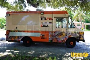 1997 Kitchen Food Truck All-purpose Food Truck Florida Gas Engine for Sale