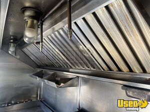 1997 Mt45 Kitchen Food Truck All-purpose Food Truck Chef Base North Carolina Diesel Engine for Sale