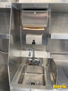 1997 Mt45 Kitchen Food Truck All-purpose Food Truck Hand-washing Sink California Diesel Engine for Sale