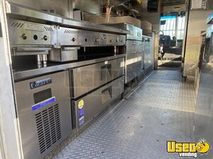 1997 Mt45 Kitchen Food Truck All-purpose Food Truck Prep Station Cooler North Carolina Diesel Engine for Sale