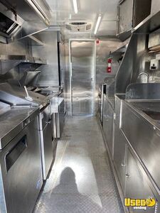 1997 Mt45 Kitchen Food Truck All-purpose Food Truck Refrigerator California Diesel Engine for Sale