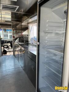 1997 Mt45 Step Van Kitchen Food Truck All-purpose Food Truck Work Table Florida Diesel Engine for Sale