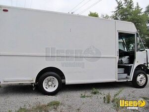 Ready to Convert - Freightliner MT45 Step Van | Used Truck for Mobile Business for Sale in Missouri!