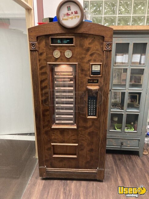 1997 Other Snack Vending Machine New York for Sale