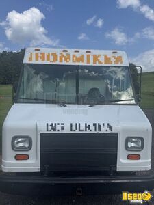 1997 P-30 All-purpose Food Truck Propane Tank Pennsylvania Diesel Engine for Sale