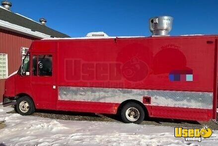 1997 P30 All-purpose Food Truck All-purpose Food Truck Michigan Gas Engine for Sale