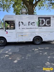 1997 P30 All Purpose Food Truck All-purpose Food Truck New York Gas Engine for Sale