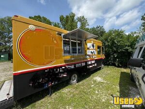 1997 P30 All-purpose Food Truck Concession Window Michigan Gas Engine for Sale