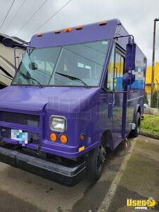 1997 P30 All-purpose Food Truck Concession Window Oregon Diesel Engine for Sale