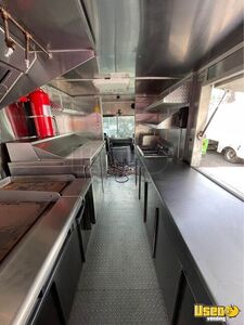 1997 P30 All-purpose Food Truck Diamond Plated Aluminum Flooring Florida for Sale