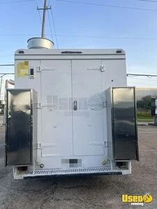 1997 P30 All-purpose Food Truck Diamond Plated Aluminum Flooring Texas Diesel Engine for Sale