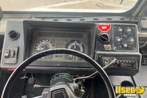 1997 P30 All-purpose Food Truck Electrical Outlets Texas Diesel Engine for Sale