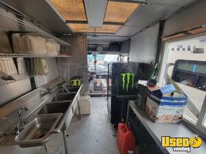 1997 P30 All-purpose Food Truck Exterior Customer Counter Oregon Diesel Engine for Sale