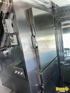 1997 P30 All-purpose Food Truck Food Warmer Pennsylvania Diesel Engine for Sale