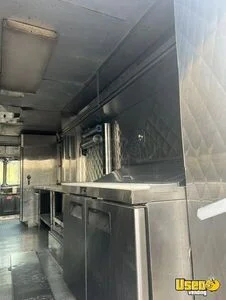 1997 P30 All-purpose Food Truck Grease Trap Texas Diesel Engine for Sale
