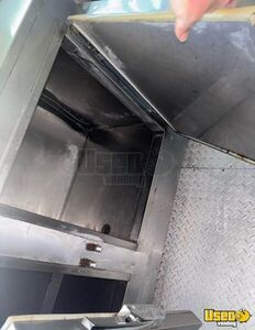 1997 P30 All-purpose Food Truck Interior Lighting Pennsylvania Diesel Engine for Sale